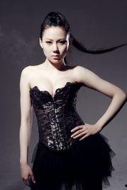 国产风旗袍美女王茜视频,王茜旗袍风采视频集锦